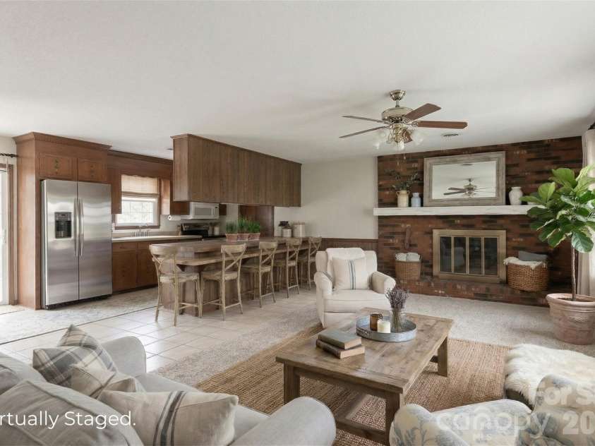 116 Deer Trail Road, Statesville, NC 28677.  MLS# CAR4272587, YatesRealty ID 25298. 