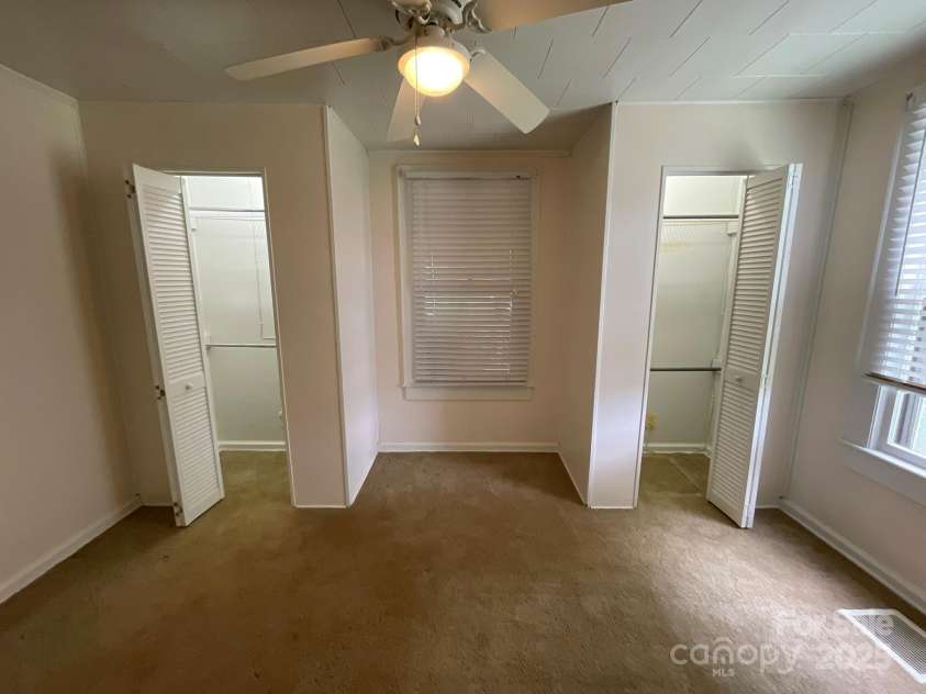 2411 Rebecca Avenue, Charlotte, NC 28208.  MLS# CAR4271832, YatesRealty ID 25298. 