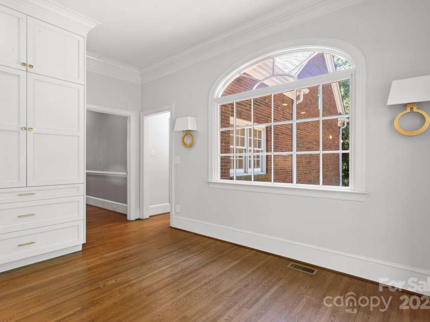 127 Main Street, Belmont, NC 28012.  MLS# CAR4296421, YatesRealty ID 253. 