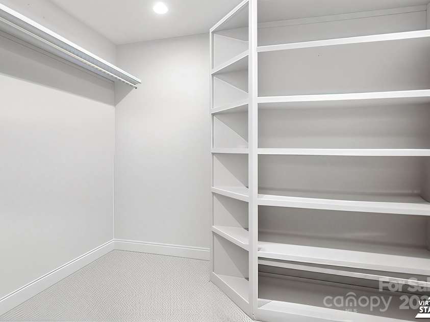 127 Main Street, Belmont, NC 28012.  MLS# CAR4296421, YatesRealty ID 253. 