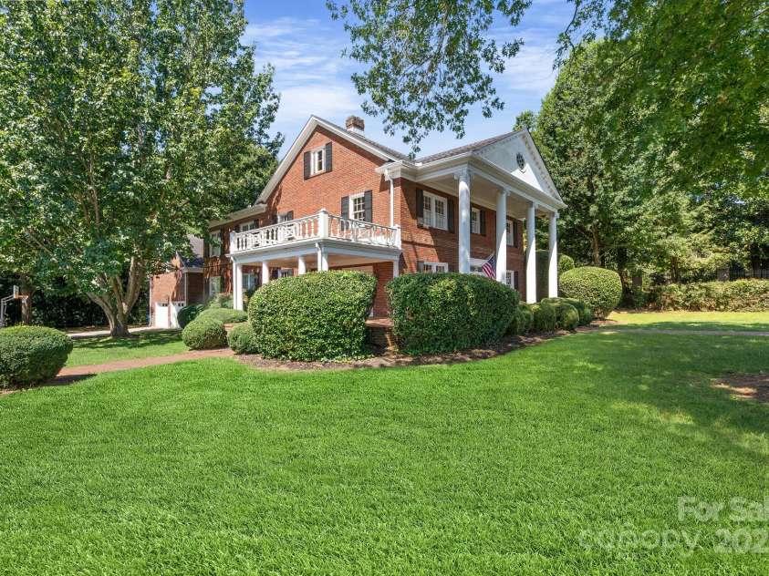 127 Main Street, Belmont, NC 28012.  MLS# CAR4296421, YatesRealty ID 253. 