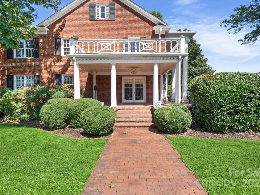 127 Main Street, Belmont, NC 28012.  MLS# CAR4296421, YatesRealty ID 253. 