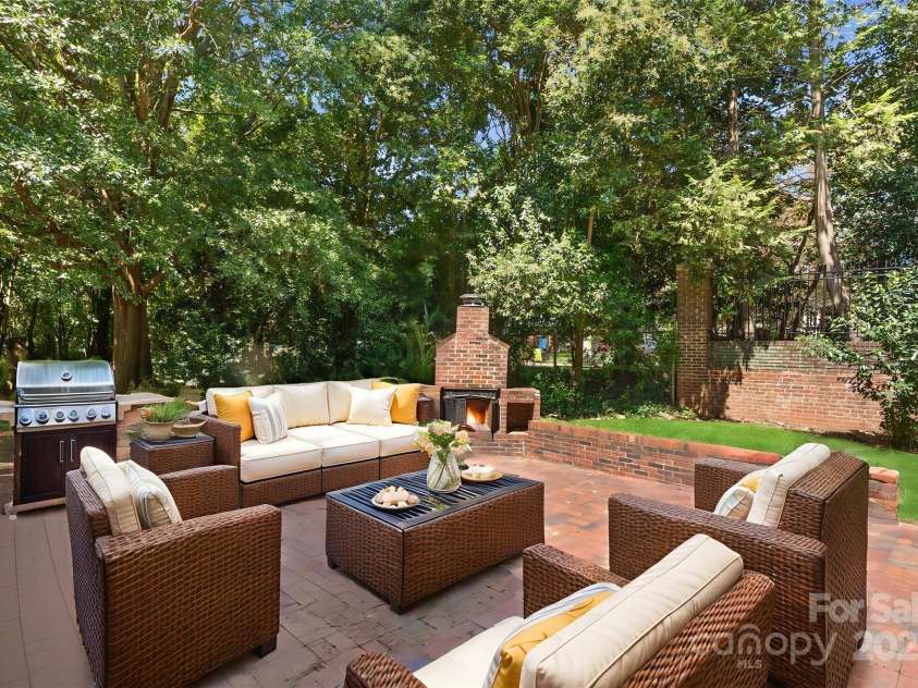 127 Main Street, Belmont, NC 28012.  MLS# CAR4296421, YatesRealty ID 253. 