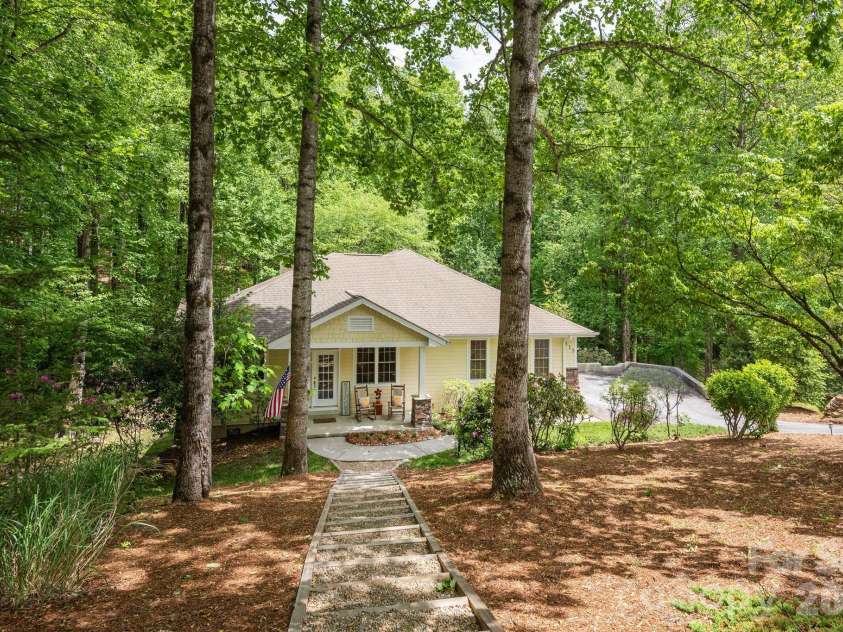 113 CHANCERY Court, Flat Rock, NC 28731.  MLS# CAR4380849, YatesRealty ID 2530. 