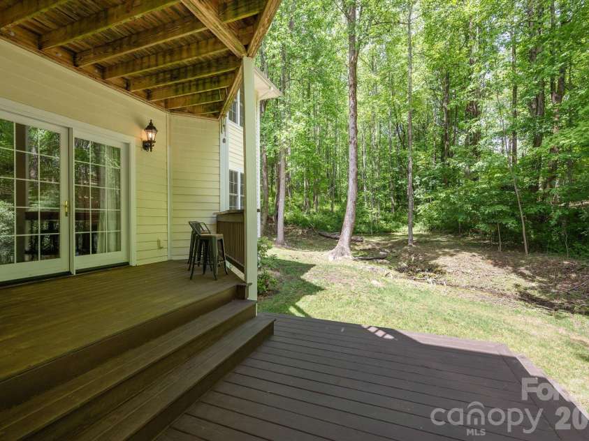 113 CHANCERY Court, Flat Rock, NC 28731.  MLS# CAR4380849, YatesRealty ID 2530. 