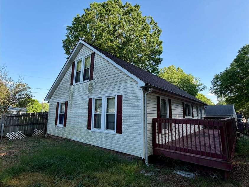 1911 Crestmont Avenue, Kannapolis, NC 28081.  MLS# CAR4382485, YatesRealty ID 25300. 