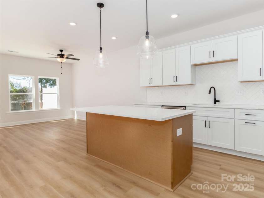 2505 Elon Street, Charlotte, NC 28208.  MLS# CAR4246265, YatesRealty ID 25300. 