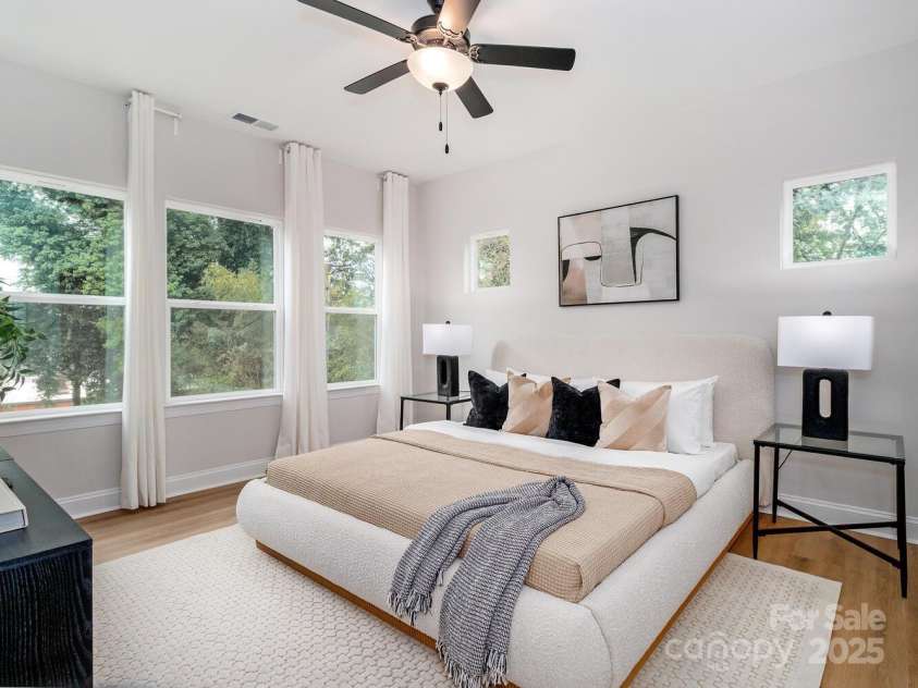 2507 Elon Street, Charlotte, NC 28208.  MLS# CAR4246271, YatesRealty ID 25301. 