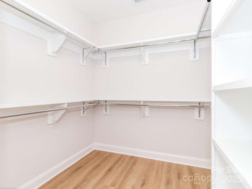 2507 Elon Street, Charlotte, NC 28208.  MLS# CAR4246271, YatesRealty ID 25301. 