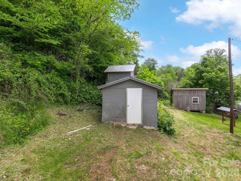 379 Fork Road, Barnardsville, NC 28709.  MLS# CAR4378726, YatesRealty ID 25301. Multiple Outbuildings