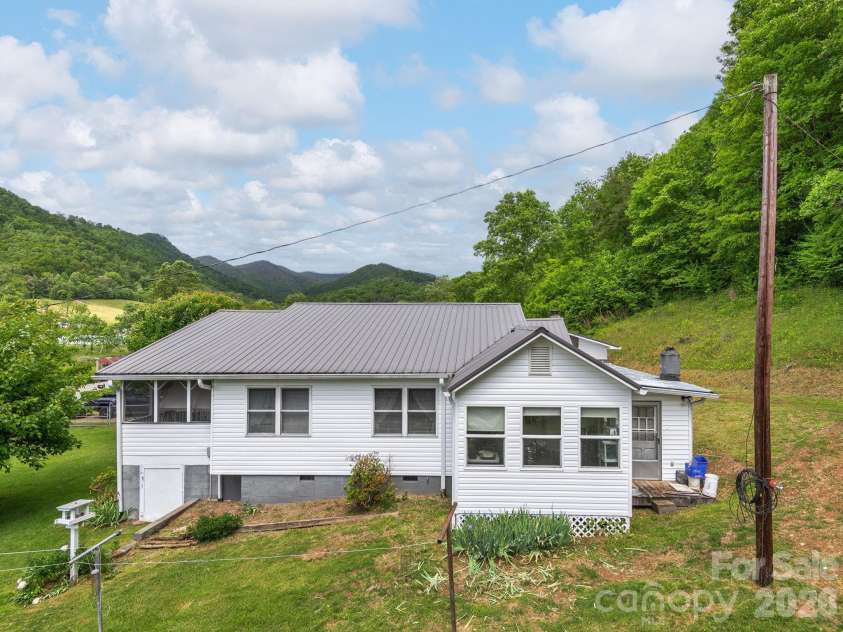 379 Fork Road, Barnardsville, NC 28709.  MLS# CAR4378726, YatesRealty ID 25301. Scenic Barnardsville Mountain Backdrop