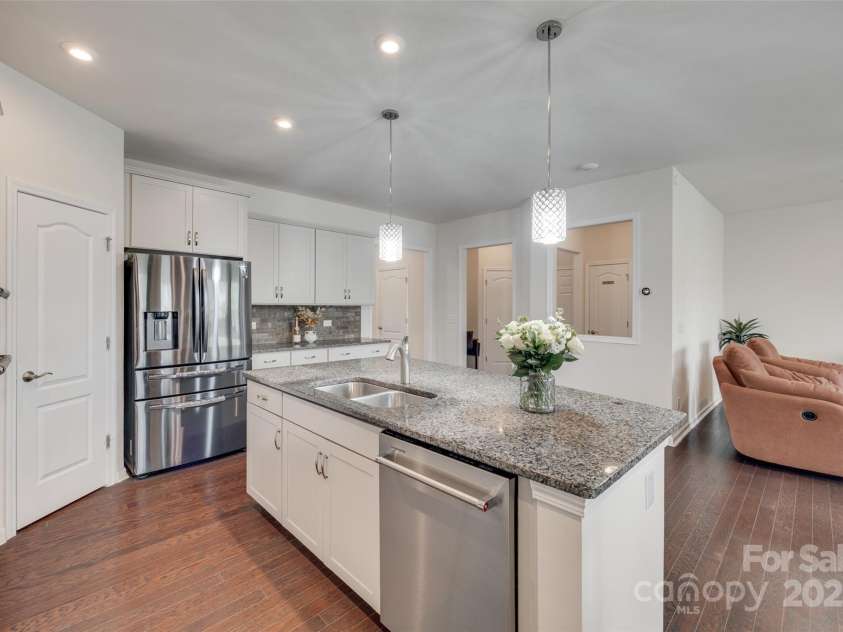 1033 Dorsey Drive, Fort Mill, SC 29715.  MLS# CAR4258362, YatesRealty ID 25303. 