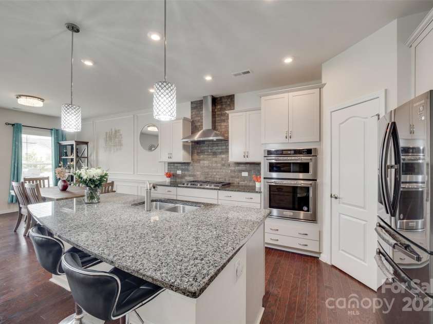 1033 Dorsey Drive, Fort Mill, SC 29715.  MLS# CAR4258362, YatesRealty ID 25303. 