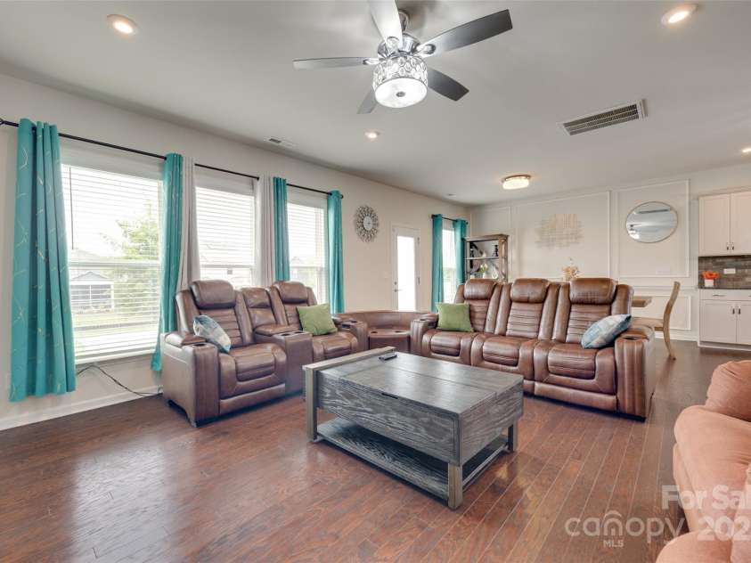 1033 Dorsey Drive, Fort Mill, SC 29715.  MLS# CAR4258362, YatesRealty ID 25303. 