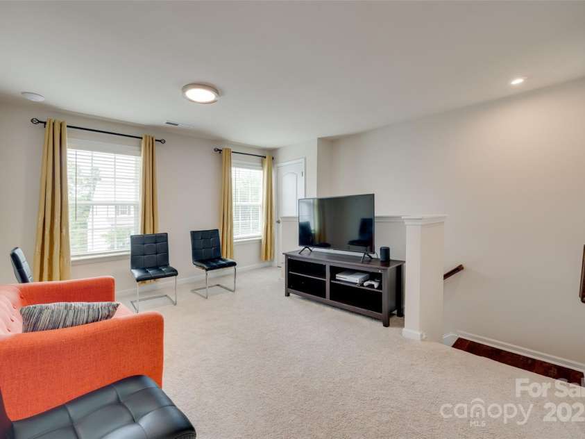 1033 Dorsey Drive, Fort Mill, SC 29715.  MLS# CAR4258362, YatesRealty ID 25303. 