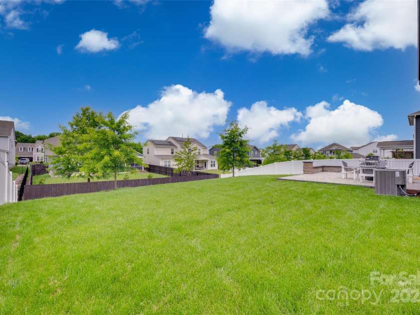 1033 Dorsey Drive, Fort Mill, SC 29715.  MLS# CAR4258362, YatesRealty ID 25303. 