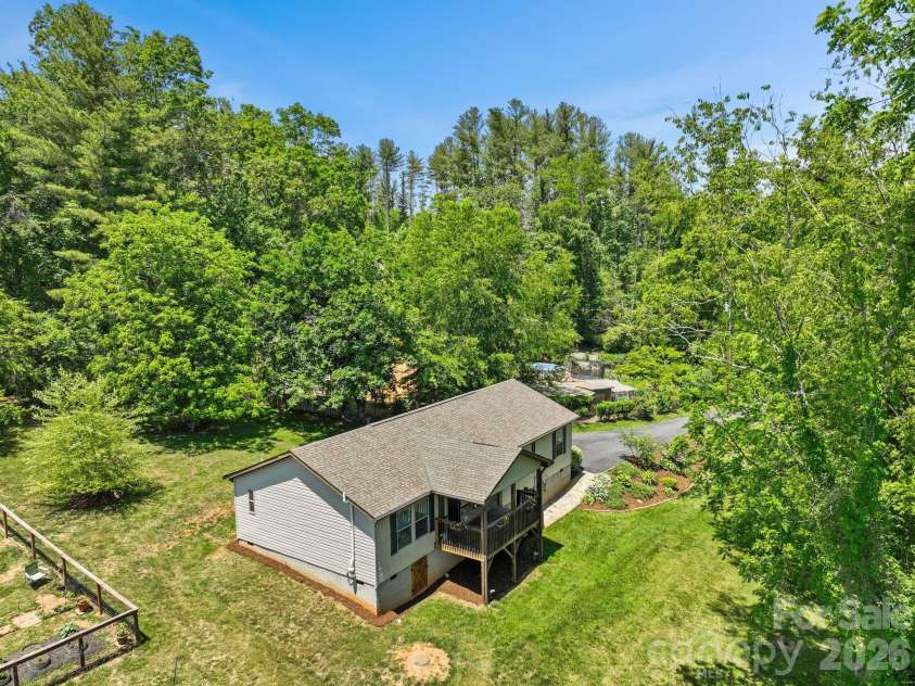 40 New Elijah Way, Fletcher, NC 28732.  MLS# CAR4384158, YatesRealty ID 25305. 40 New Elijah Way