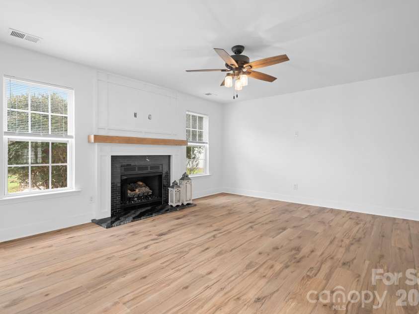 125 Mallory Tai Drive, Lincolnton, NC 28092.  MLS# CAR4417556, YatesRealty ID 25307. 