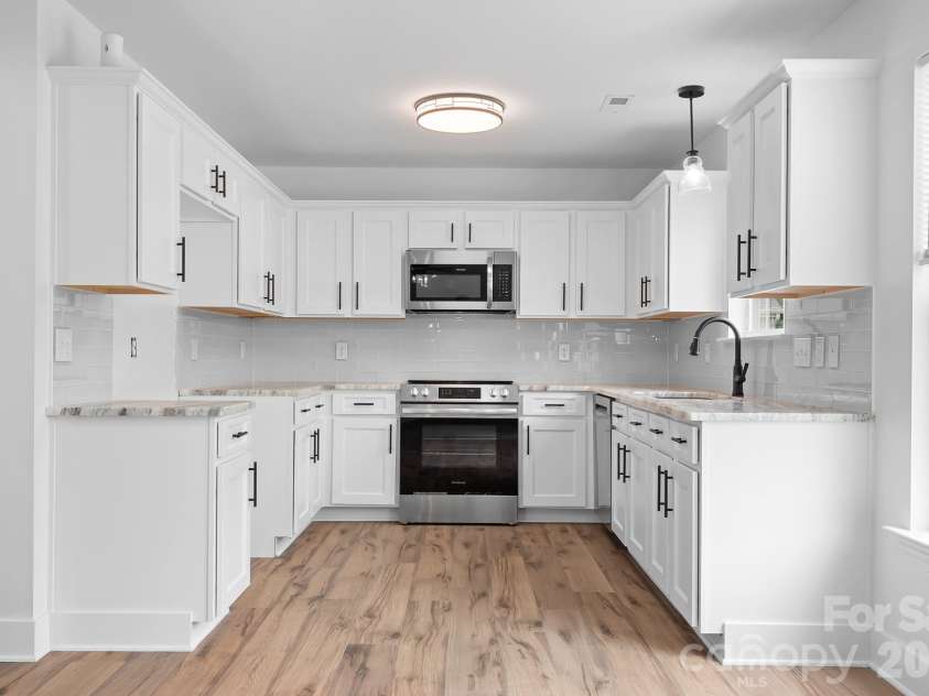 125 Mallory Tai Drive, Lincolnton, NC 28092.  MLS# CAR4417556, YatesRealty ID 25307. 