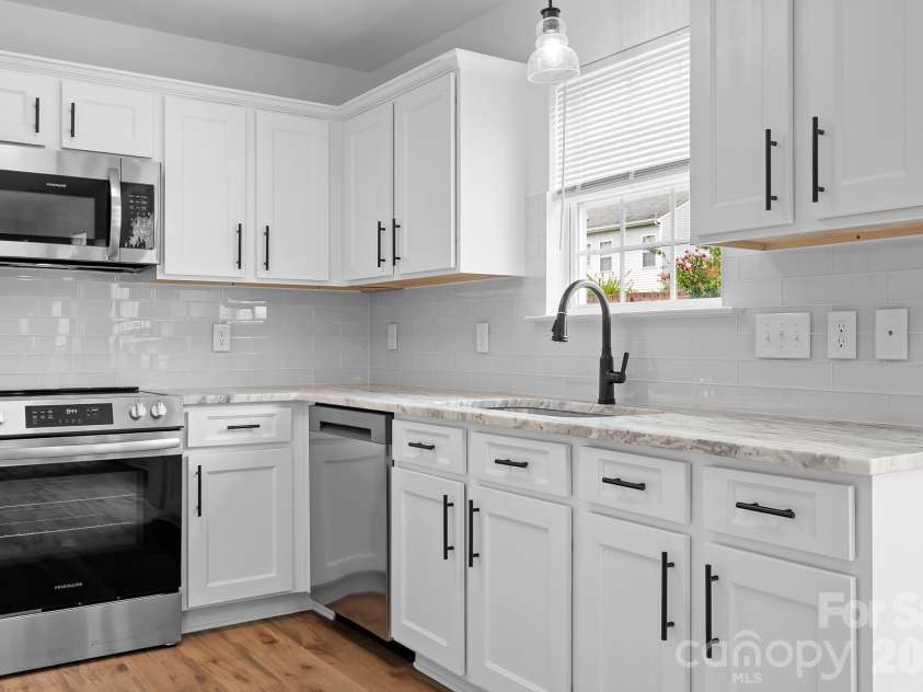 125 Mallory Tai Drive, Lincolnton, NC 28092.  MLS# CAR4417556, YatesRealty ID 25307. 