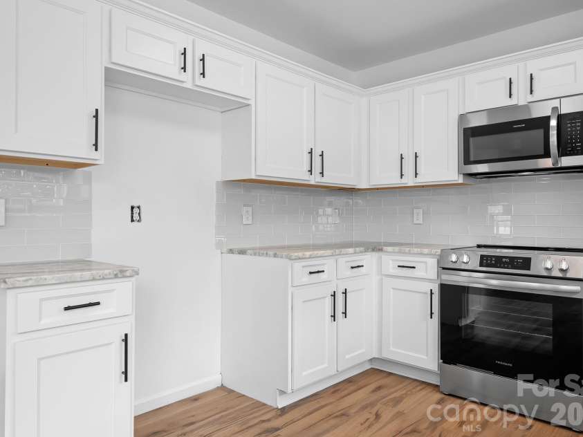 125 Mallory Tai Drive, Lincolnton, NC 28092.  MLS# CAR4417556, YatesRealty ID 25307. 