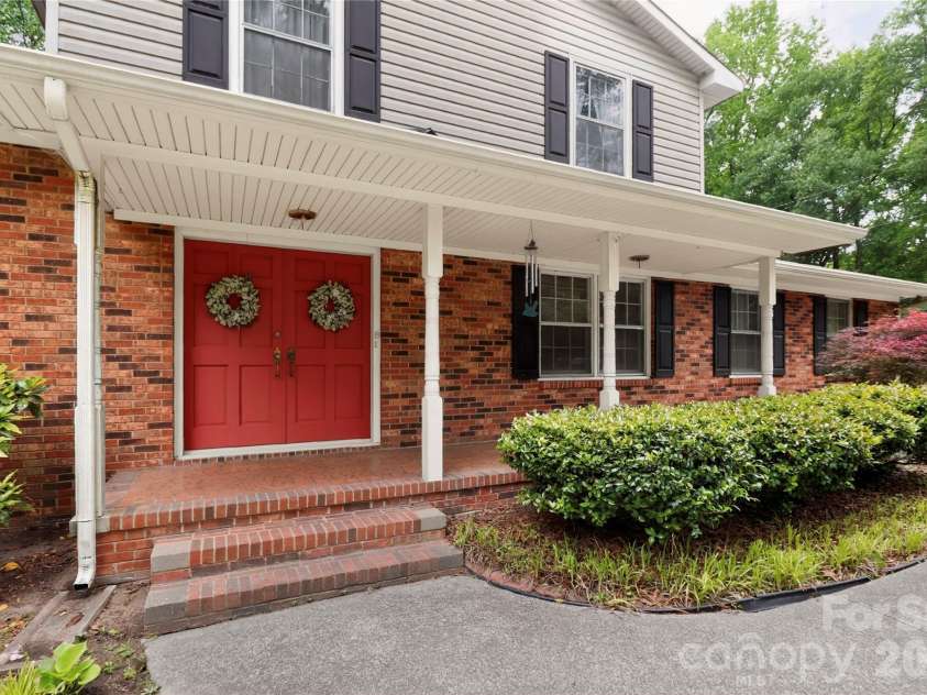 10899 Caroline Acres Road, Fort Mill, SC 29707.  MLS# CAR4382141, YatesRealty ID 25308. 
