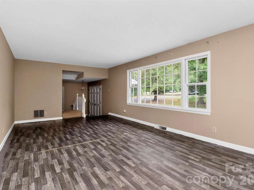 10899 Caroline Acres Road, Fort Mill, SC 29707.  MLS# CAR4382141, YatesRealty ID 25308. 