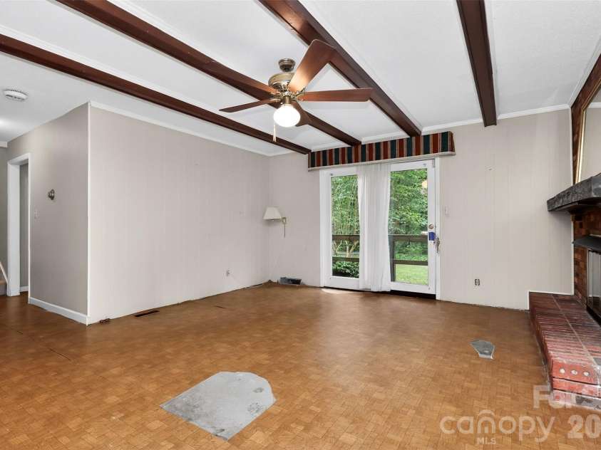 10899 Caroline Acres Road, Fort Mill, SC 29707.  MLS# CAR4382141, YatesRealty ID 25308. 