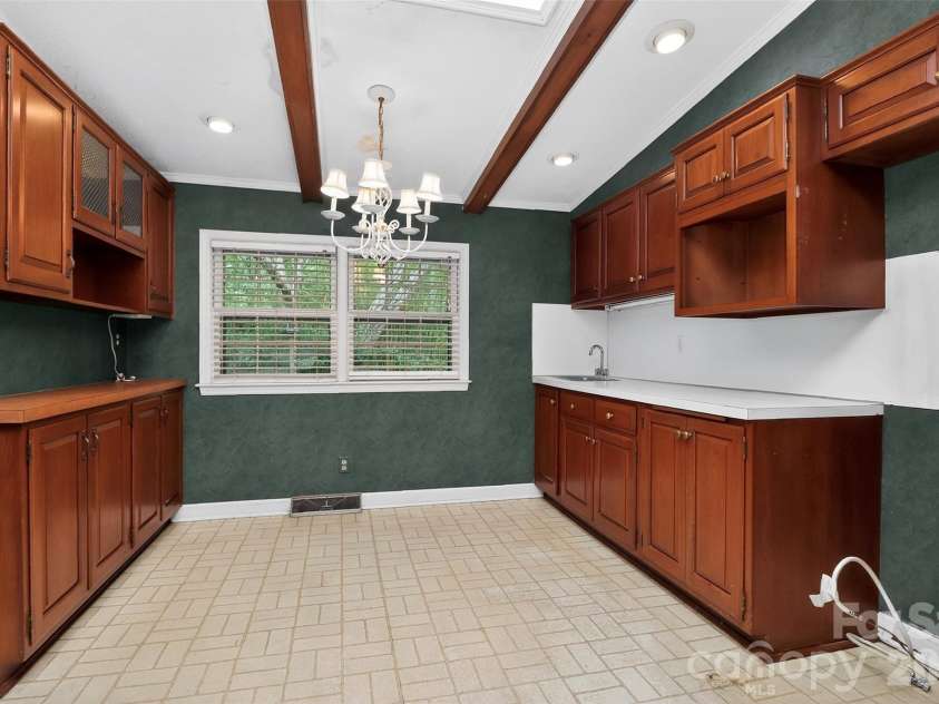 10899 Caroline Acres Road, Fort Mill, SC 29707.  MLS# CAR4382141, YatesRealty ID 25308. 