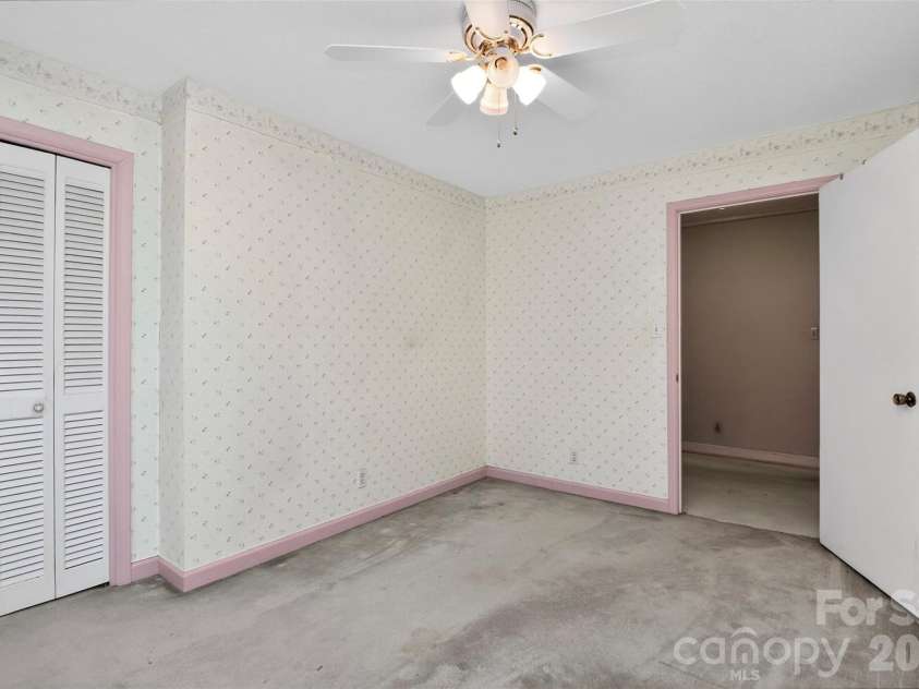 10899 Caroline Acres Road, Fort Mill, SC 29707.  MLS# CAR4382141, YatesRealty ID 25308. 
