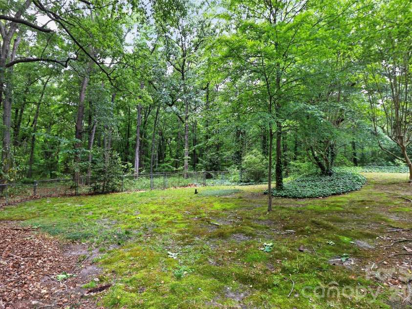 10899 Caroline Acres Road, Fort Mill, SC 29707.  MLS# CAR4382141, YatesRealty ID 25308. 