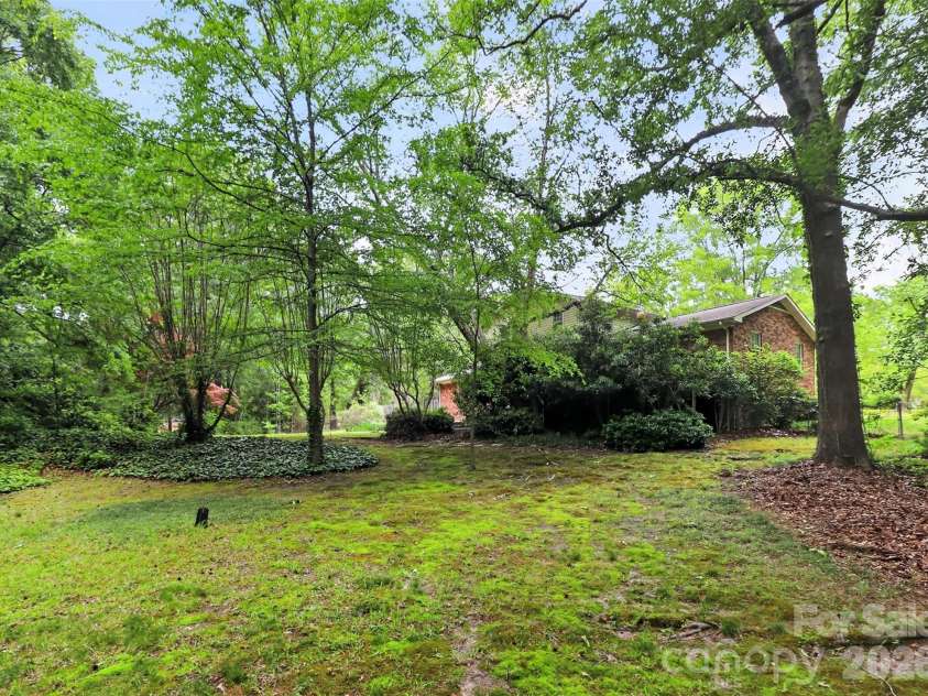 10899 Caroline Acres Road, Fort Mill, SC 29707.  MLS# CAR4382141, YatesRealty ID 25308. 
