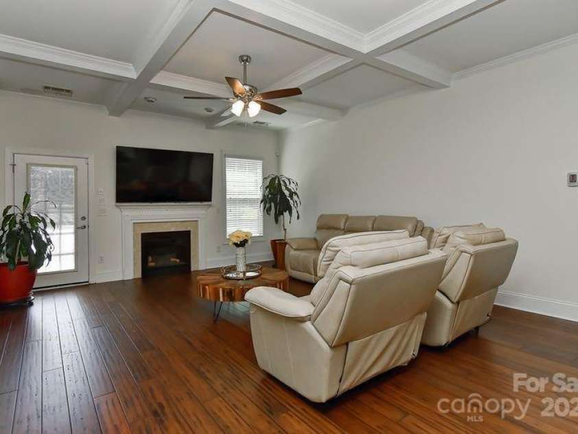 3913 Widgeon Way, Waxhaw, NC 28173.  MLS# CAR4271145, YatesRealty ID 25308. 