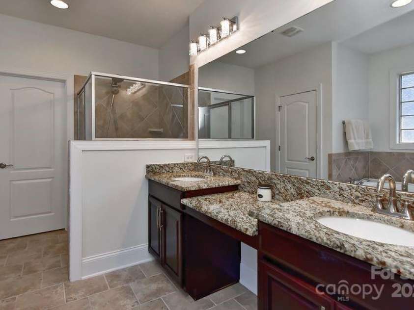 3913 Widgeon Way, Waxhaw, NC 28173.  MLS# CAR4271145, YatesRealty ID 25308. 