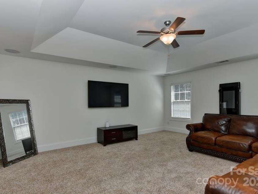 3913 Widgeon Way, Waxhaw, NC 28173.  MLS# CAR4271145, YatesRealty ID 25308. 