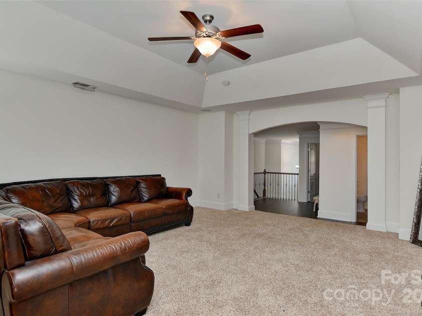 3913 Widgeon Way, Waxhaw, NC 28173.  MLS# CAR4271145, YatesRealty ID 25308. 