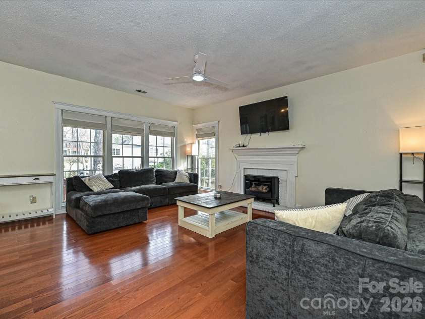 9027 Tayside Court, Huntersville, NC 28078.  MLS# CAR4349229, YatesRealty ID 25309. Great Room