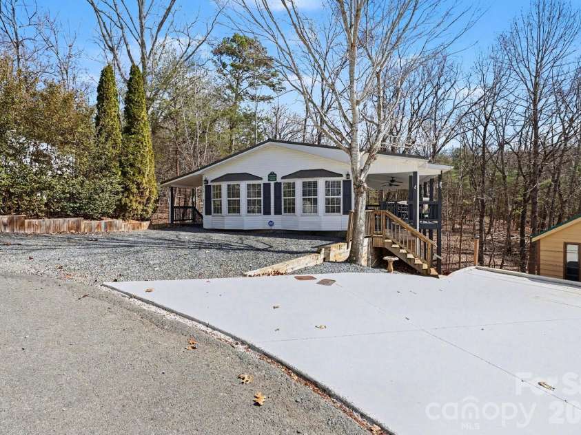 119 Deerfield Drive, New London, NC 28127.  MLS# CAR4350179, YatesRealty ID 2531. 