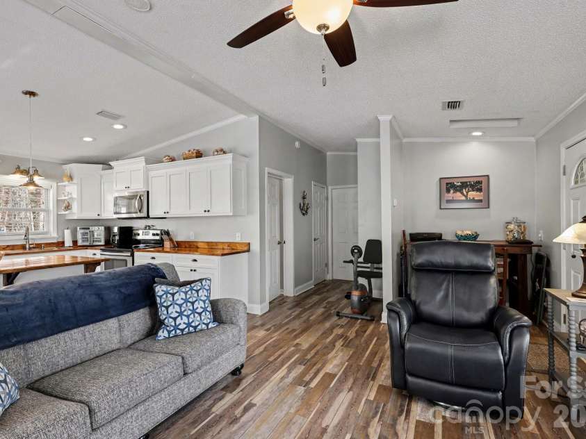 119 Deerfield Drive, New London, NC 28127.  MLS# CAR4350179, YatesRealty ID 2531. 