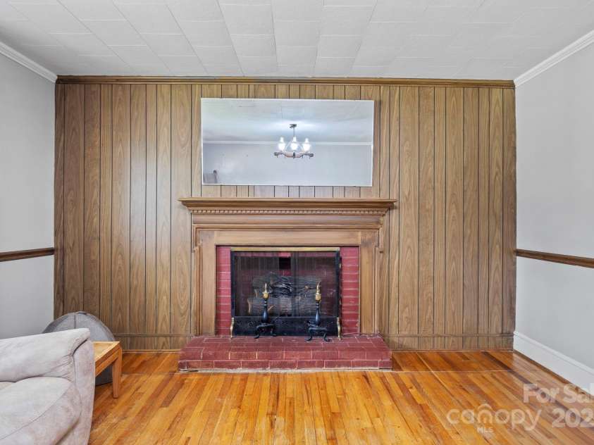 187 Oakridge Drive, Forest City, NC 28043.  MLS# CAR4306647, YatesRealty ID 2531. 