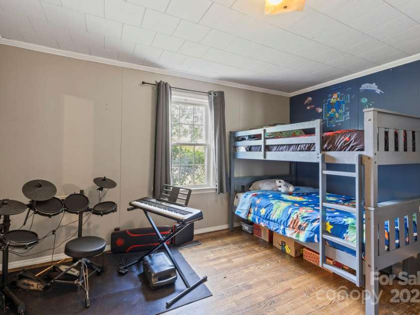 187 Oakridge Drive, Forest City, NC 28043.  MLS# CAR4306647, YatesRealty ID 2531. 