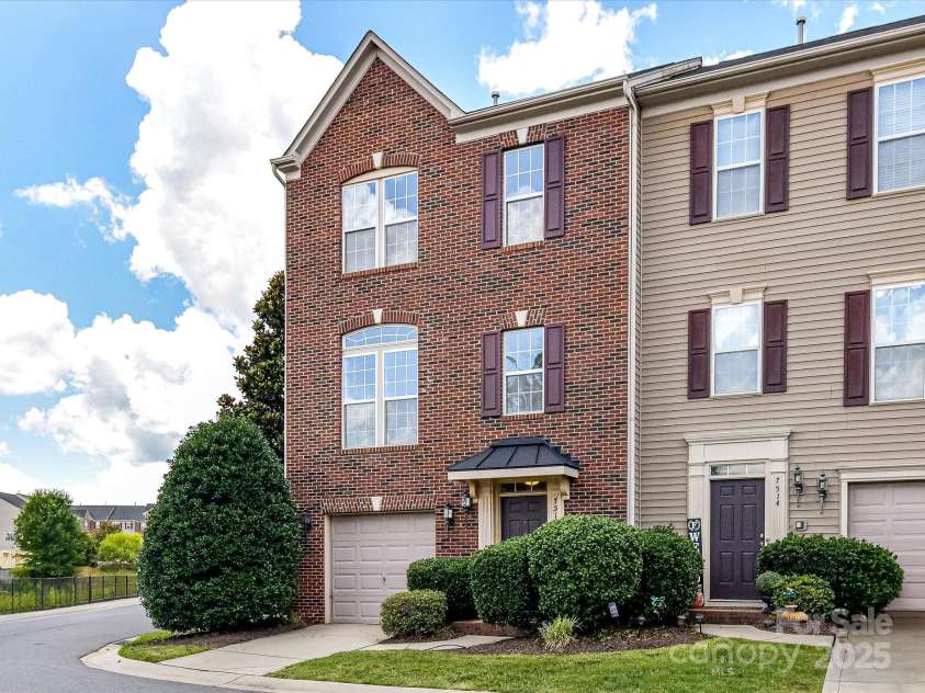 7518 Turley Ridge Lane, Charlotte, NC 28273.  MLS# CAR4272341, YatesRealty ID 25310. 