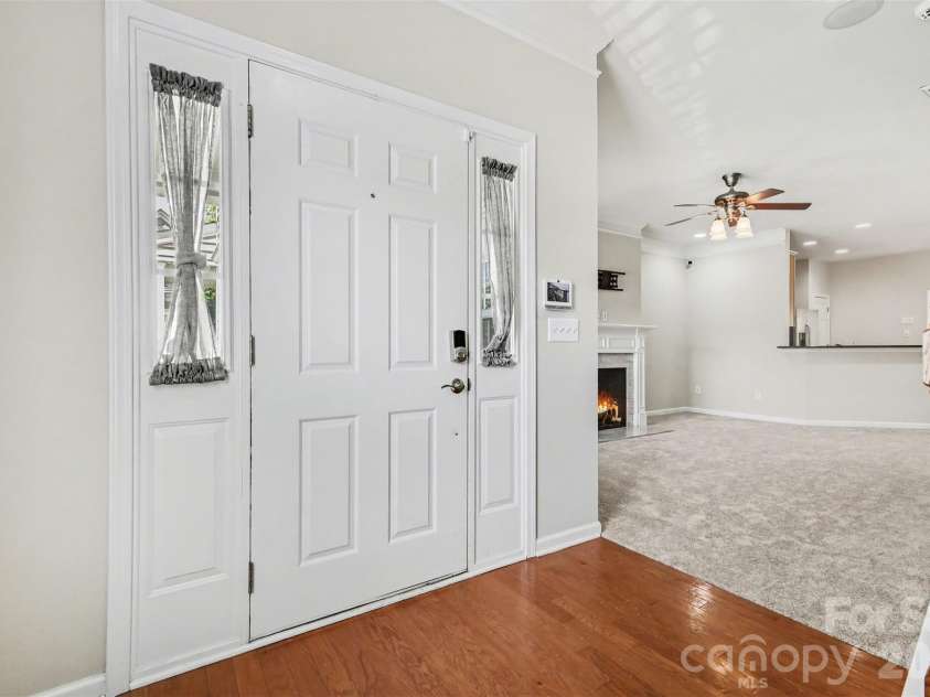 2709 Grain Mill Lane, Charlotte, NC 28214.  MLS# CAR4371735, YatesRealty ID 25312. 