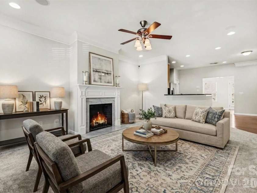 2709 Grain Mill Lane, Charlotte, NC 28214.  MLS# CAR4371735, YatesRealty ID 25312. 