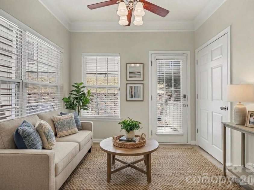 2709 Grain Mill Lane, Charlotte, NC 28214.  MLS# CAR4371735, YatesRealty ID 25312. 