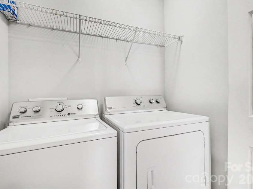 2709 Grain Mill Lane, Charlotte, NC 28214.  MLS# CAR4371735, YatesRealty ID 25312. 