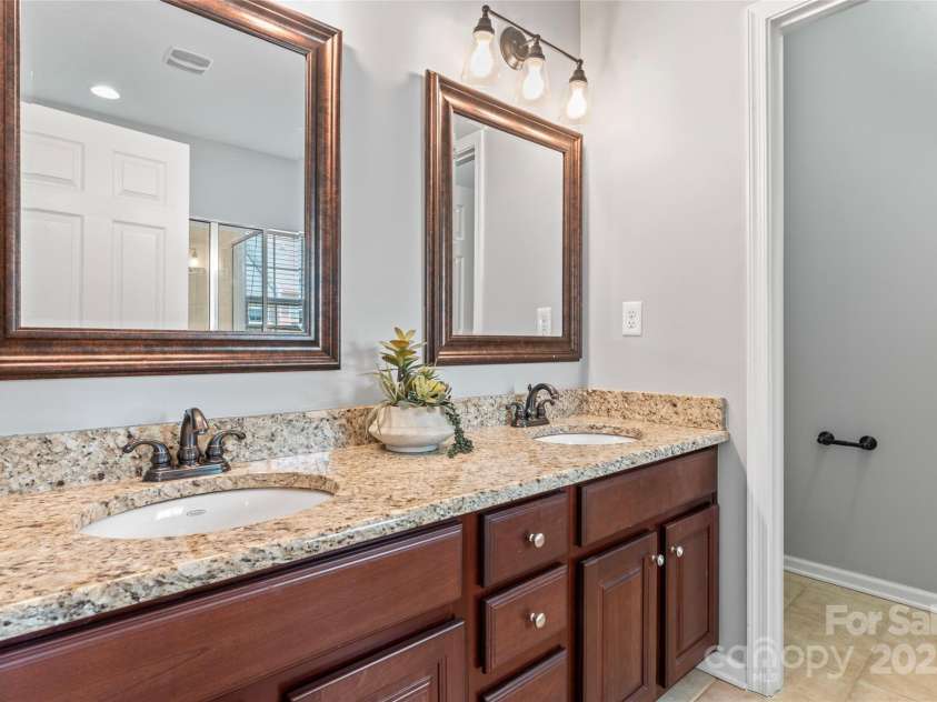 7612 Turley Ridge Lane, Charlotte, NC 28273.  MLS# CAR4273678, YatesRealty ID 25312. 