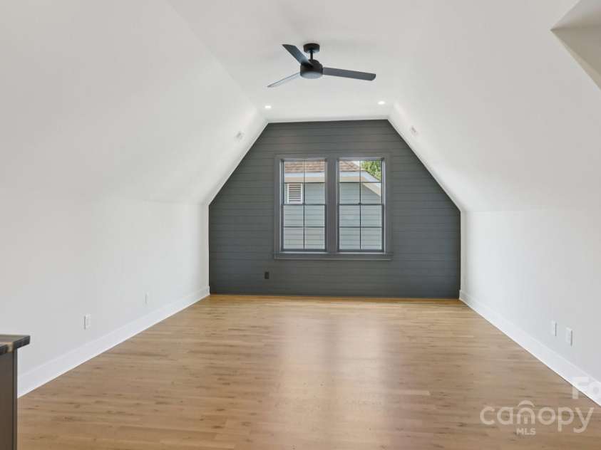 705 Mcalway Road, Charlotte, NC 28211.  MLS# CAR4308557, YatesRealty ID 25313. 