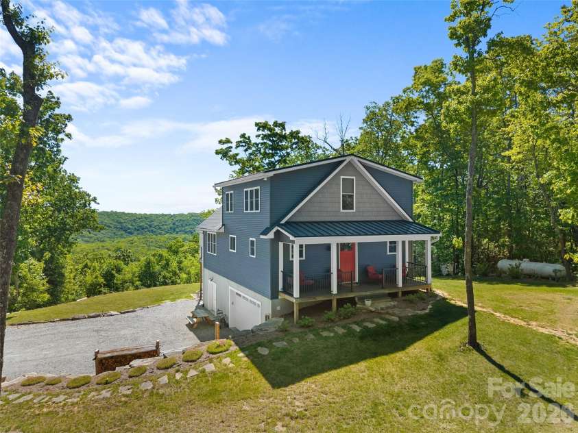 852 Marshall Ridge Road, Edneyville, NC 28792.  MLS# CAR4383517, YatesRealty ID 25313. 