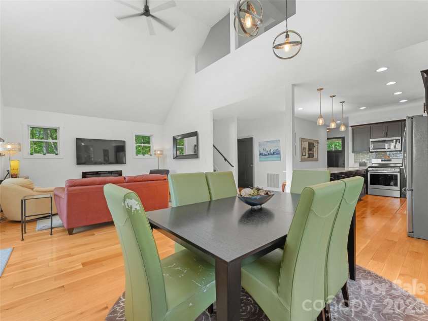 852 Marshall Ridge Road, Edneyville, NC 28792.  MLS# CAR4383517, YatesRealty ID 25313. 